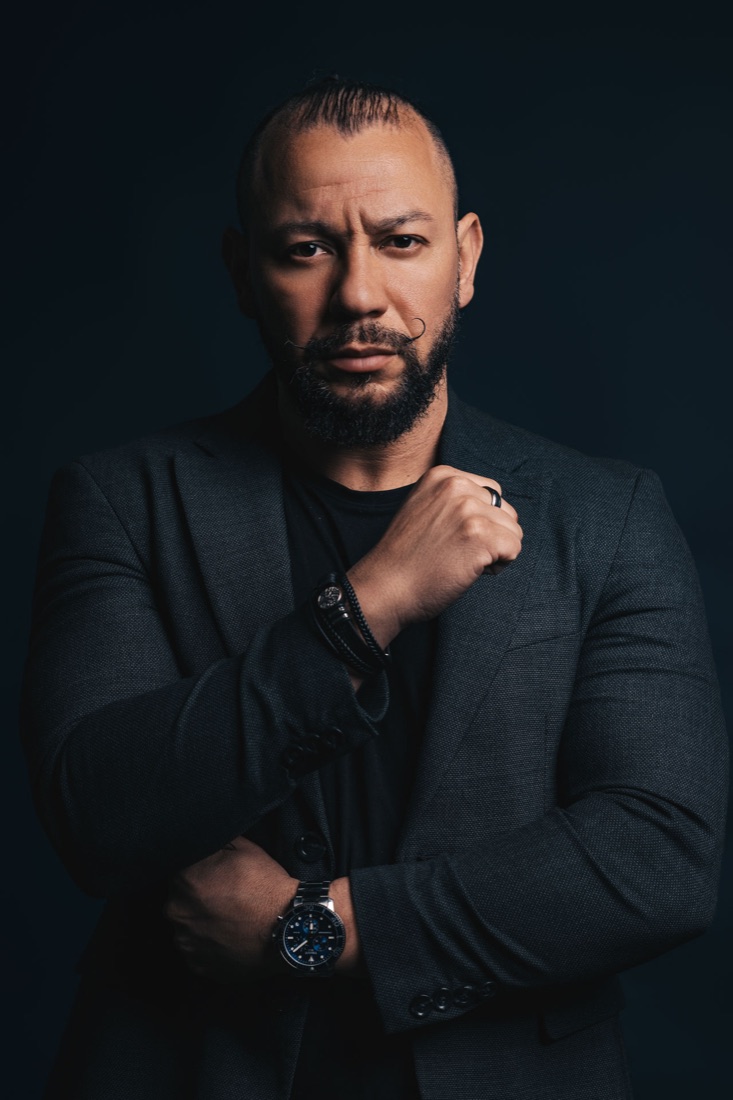 Retrato de posicionamento de Erick Ribeiro, por Cristiano Silva